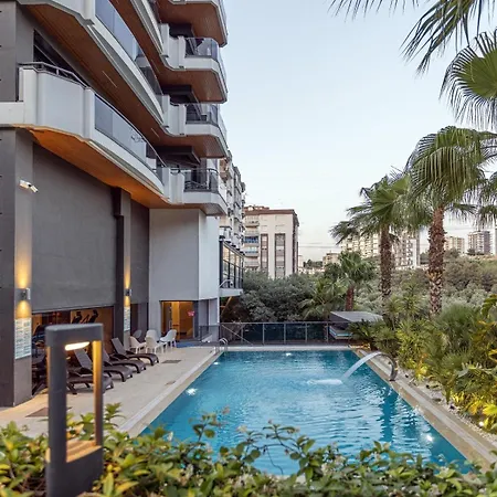 Utopia 1 Arti 1 アパート